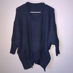 NWOT Asymmetrical oversized sweater w/ zipper